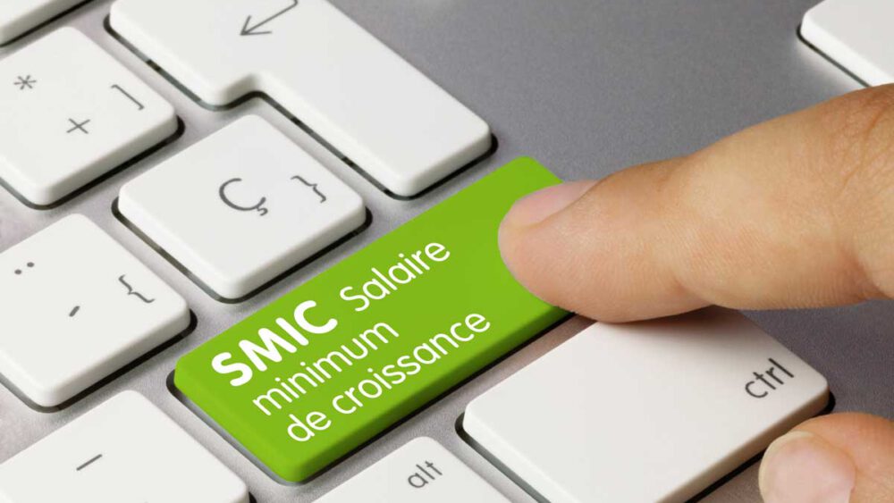 Le SMIC est revalorisé à partir du 1er mai 2022.