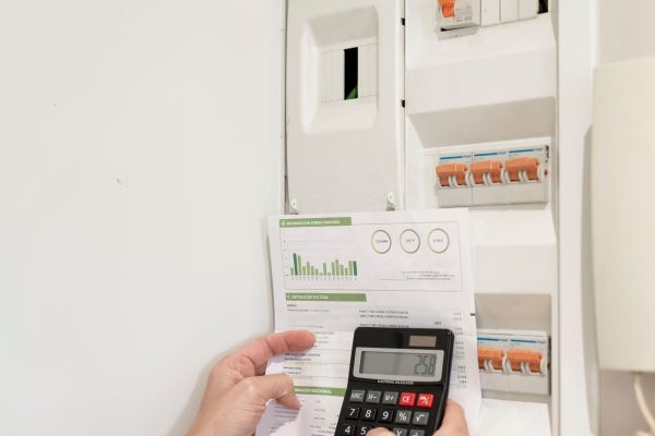 Êtes-vous éligible à une réduction des taxes sur vos achats d’électricité ?